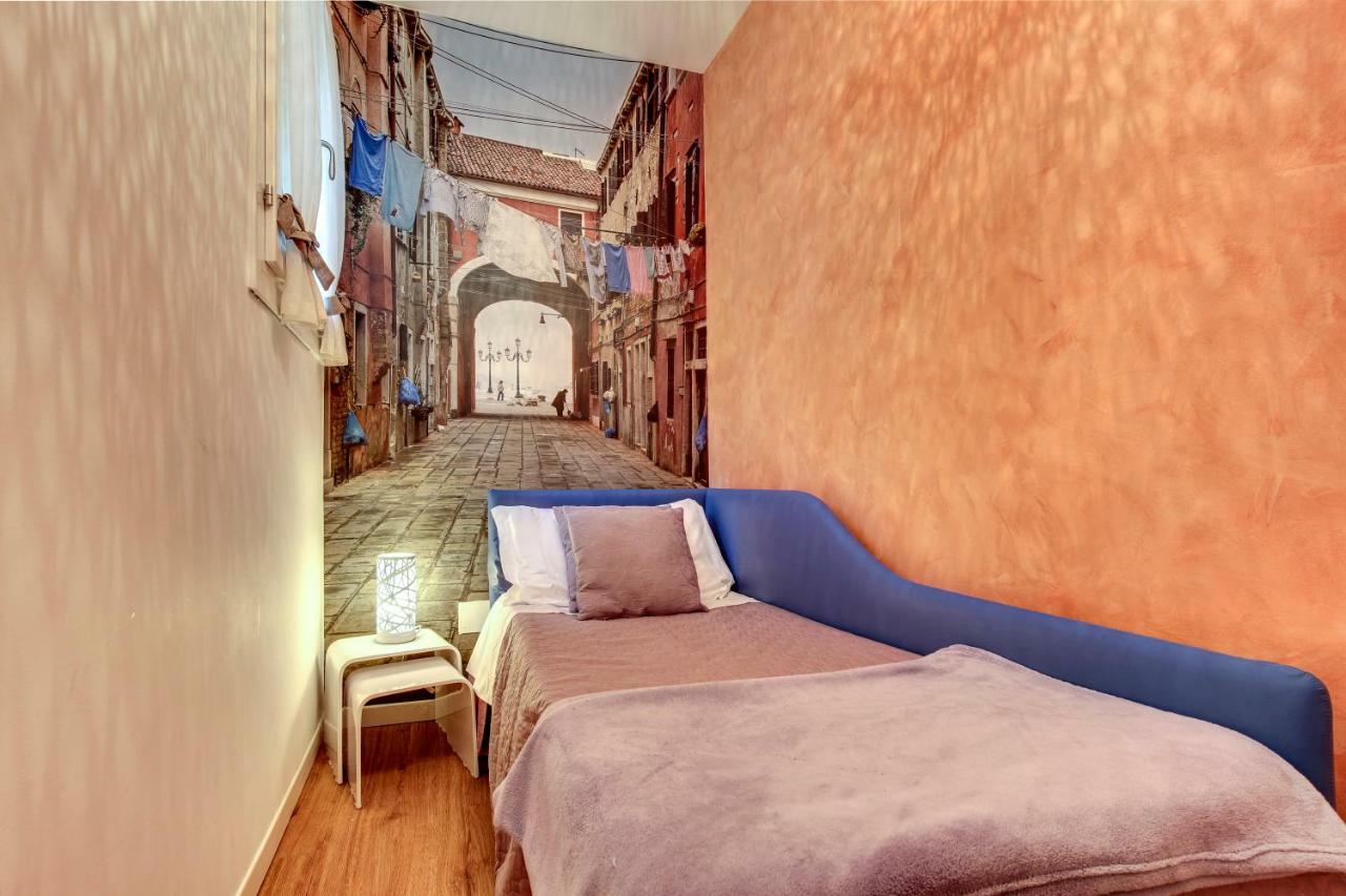 Charming Castello Apartments By Wonderful Italy * Venedig